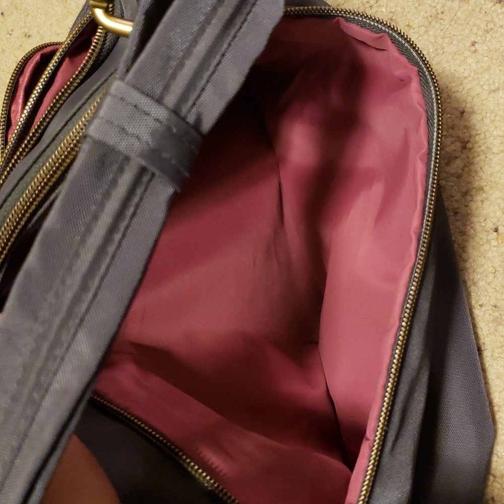 Travelon Gray Bag - Picture 4 of 13